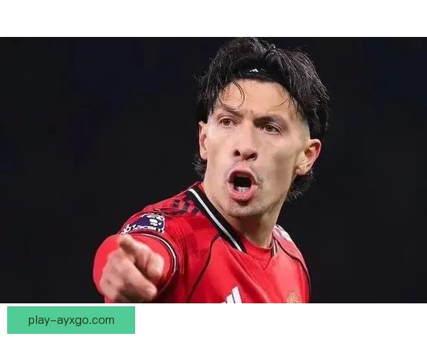 卡里克赛后暖心安慰阿马德缓解失误带来的压力